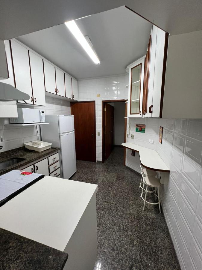 Apartamento No Guaruja Enseada A Beira Mar, Otima Localidade E Com Ar Condicionado מראה חיצוני תמונה