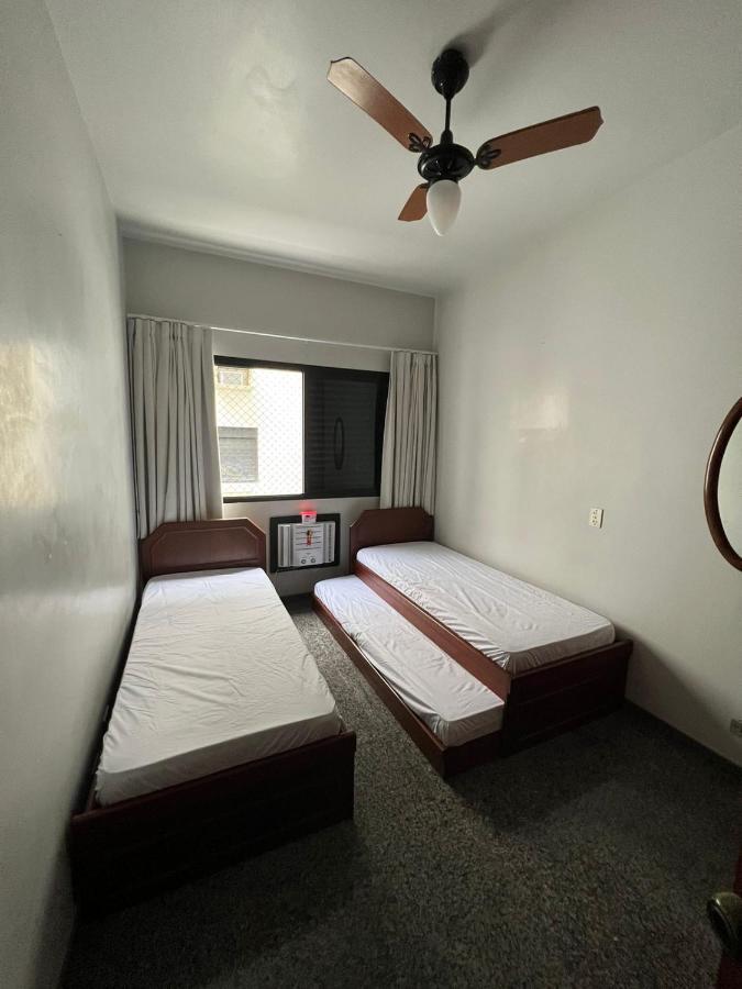 Apartamento No Guaruja Enseada A Beira Mar, Otima Localidade E Com Ar Condicionado מראה חיצוני תמונה